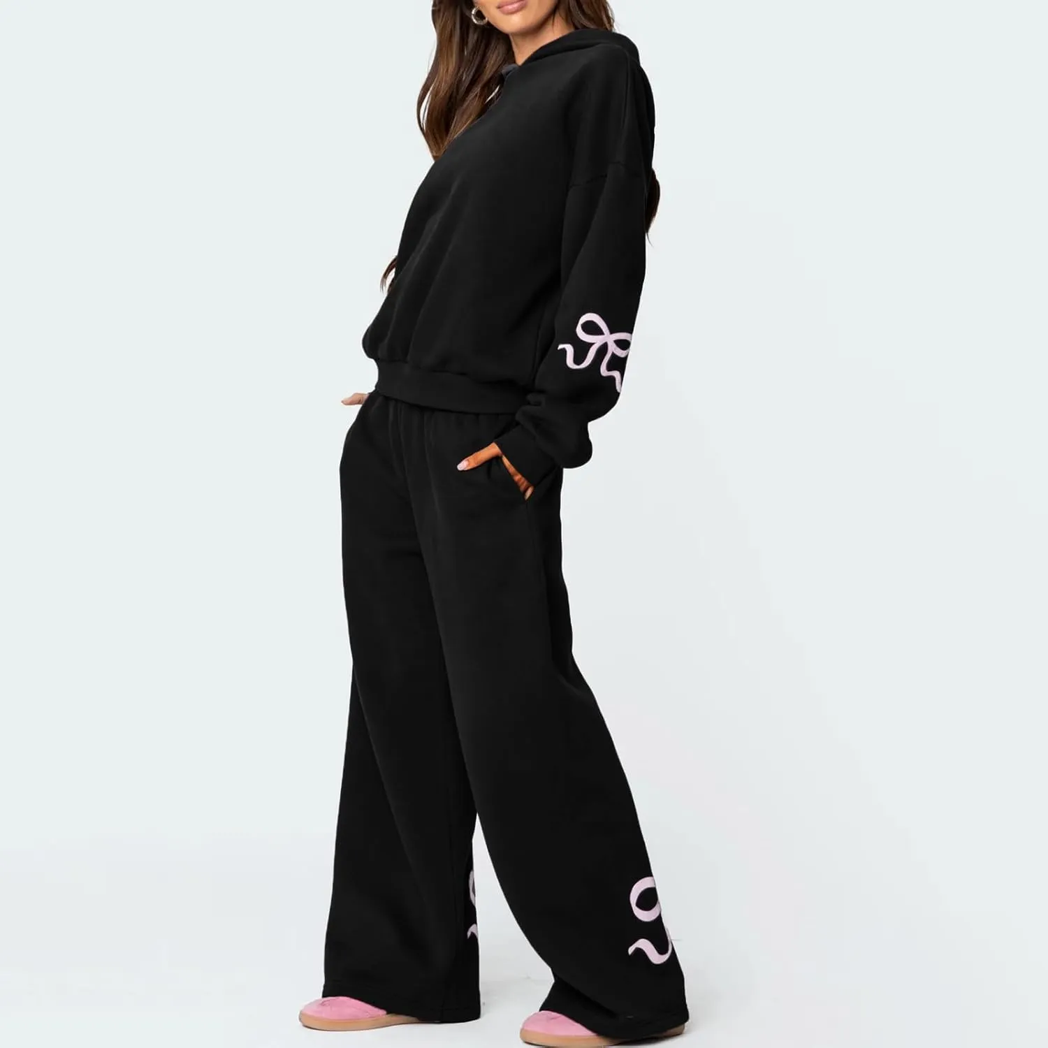 2 Piece Outfits for Women Bow Print Long Sleeve Oversized Hoodie Wide Leg Sweatpants with Pockets Sweatsuit Sets