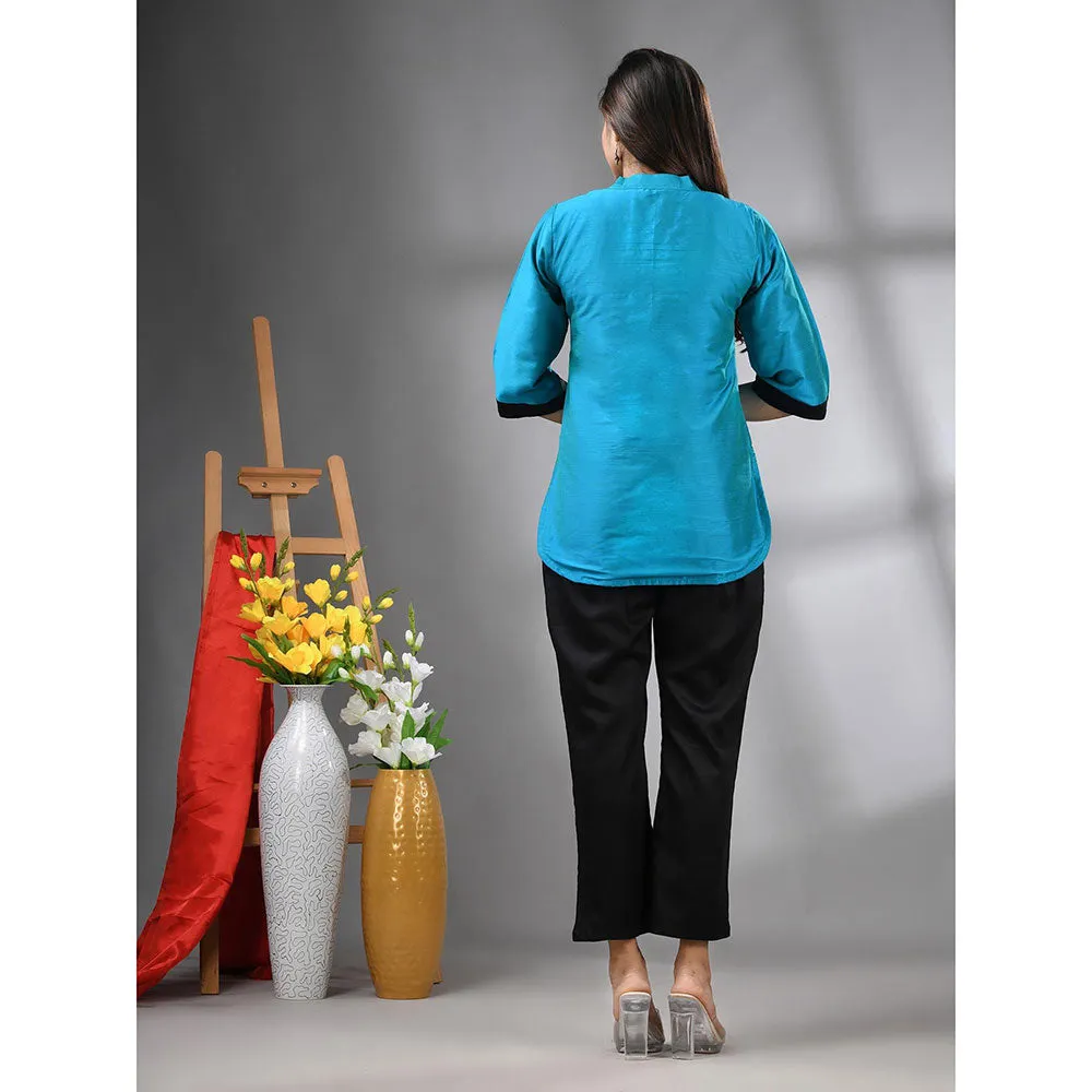 CHARUKRITI Blue Colorblock Co-Ord (Set of 2)