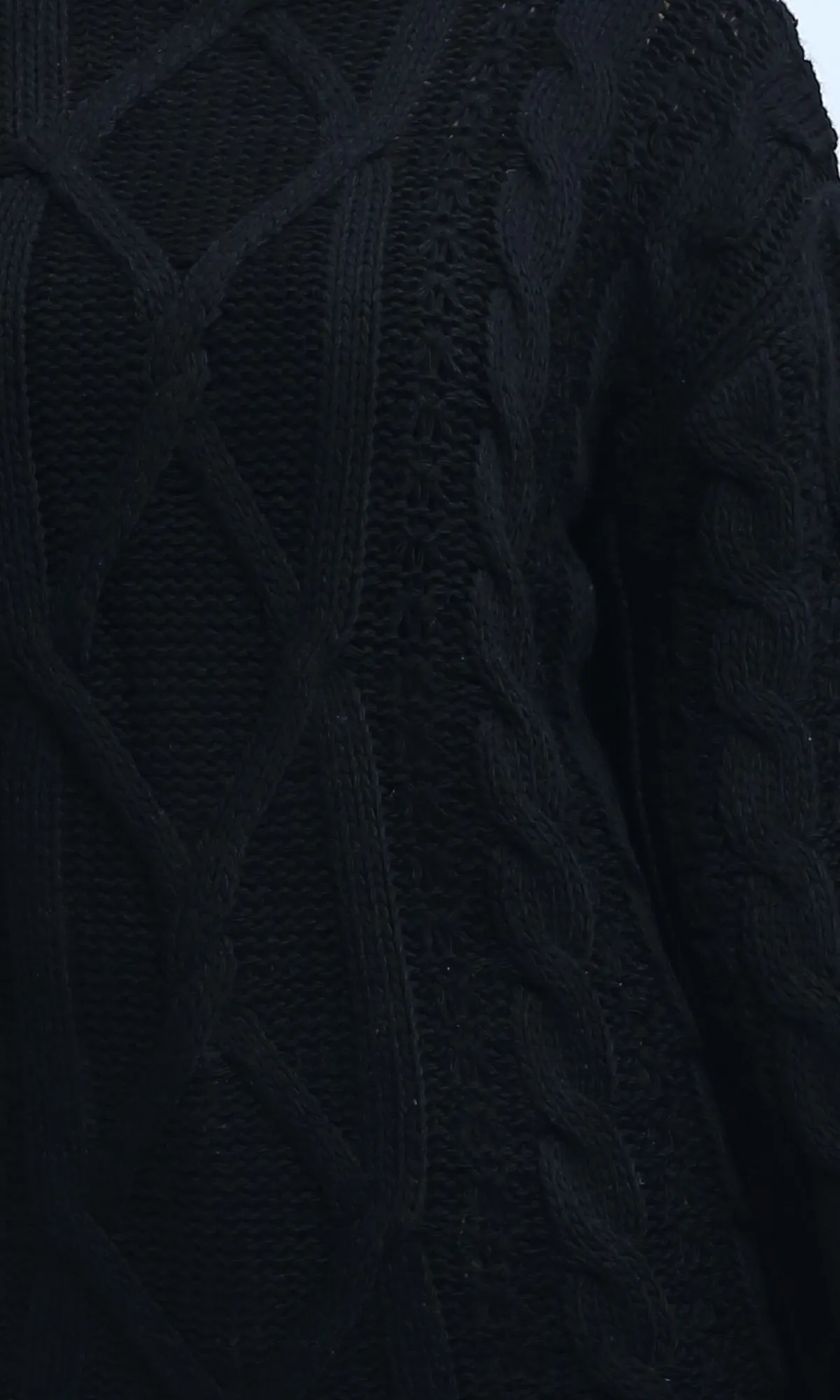 O192850 - Slip On Knitted Crew Neck Pullover - Black
