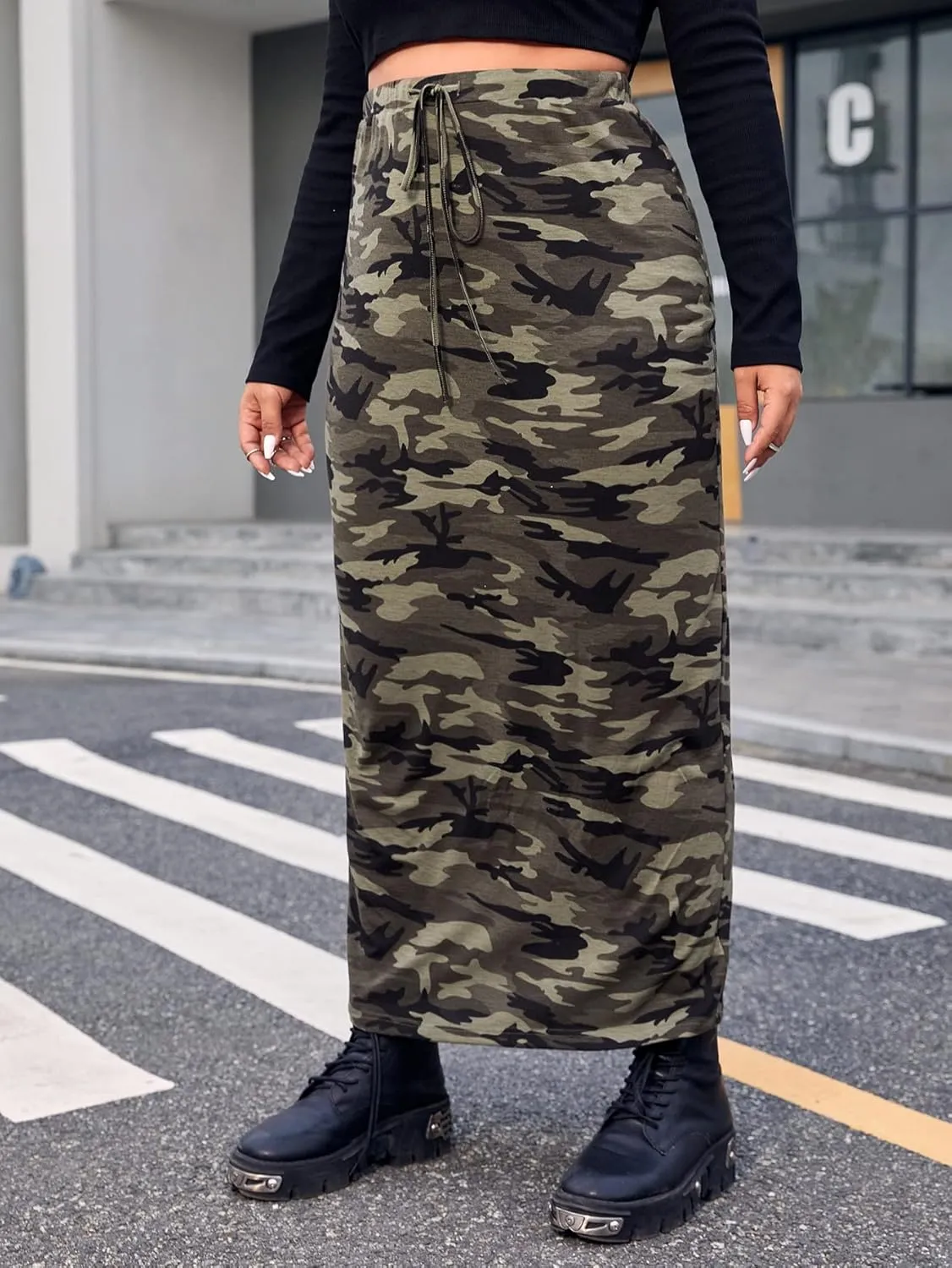 Verdusa Women's Plus Size Casual Drawstring High Waist Camo Print Bodycon Long Skirt